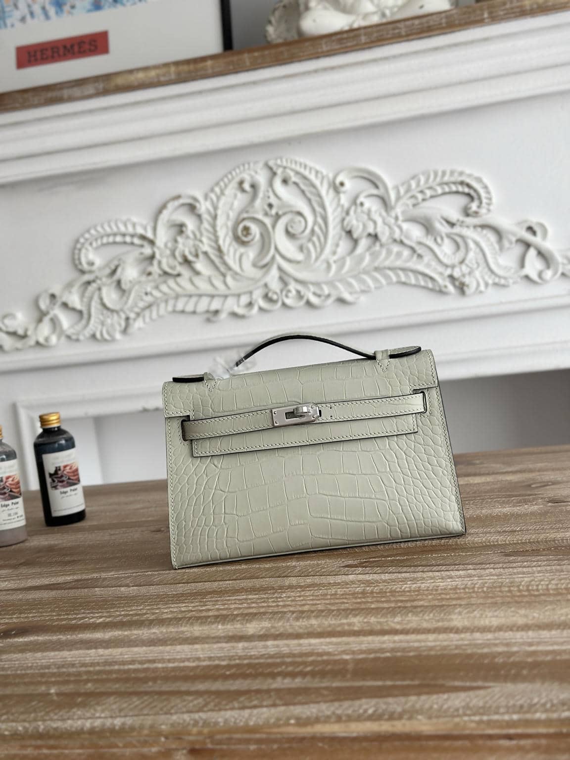 Kelly Crocodile-Embossed Cow Leather-27